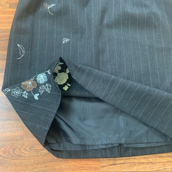 Harve’ Bernard high waisted wool pencil skirt size 8P NWT! Stitched design - Picture 7 of 10